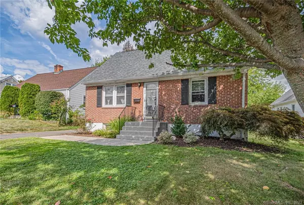 370 Lloyd Street, Newington, CT 06111