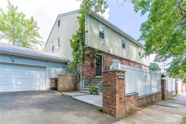 165 Seaside Avenue #2, Stamford, CT 06902
