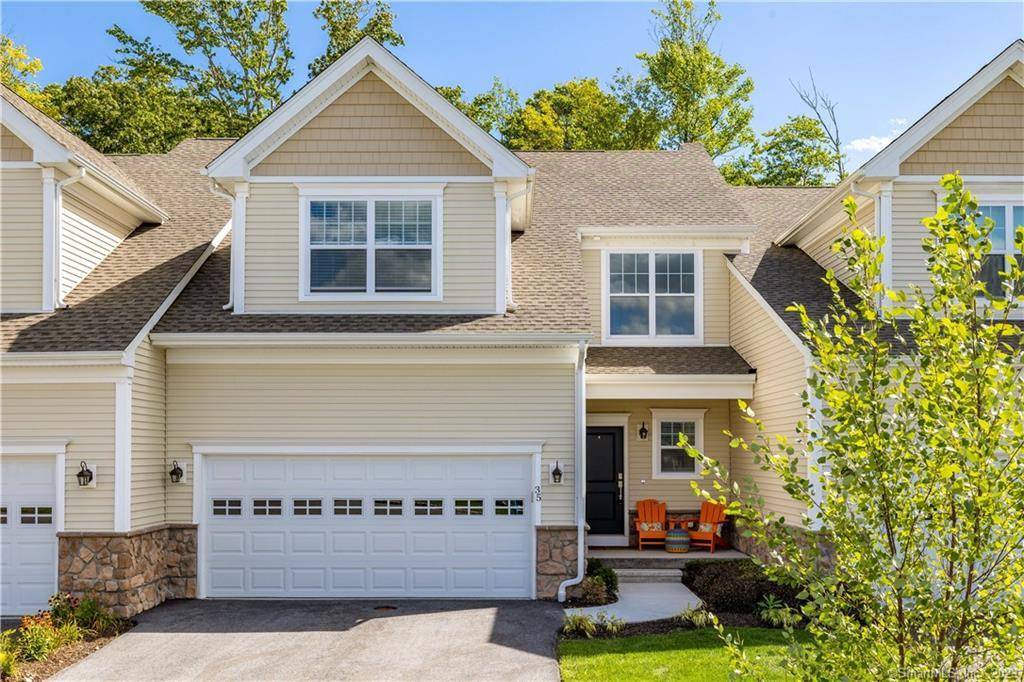 35 Highridge Road #35, Middlebury, CT 06762