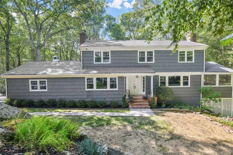 135 Dundee Road, Stamford, CT 06903