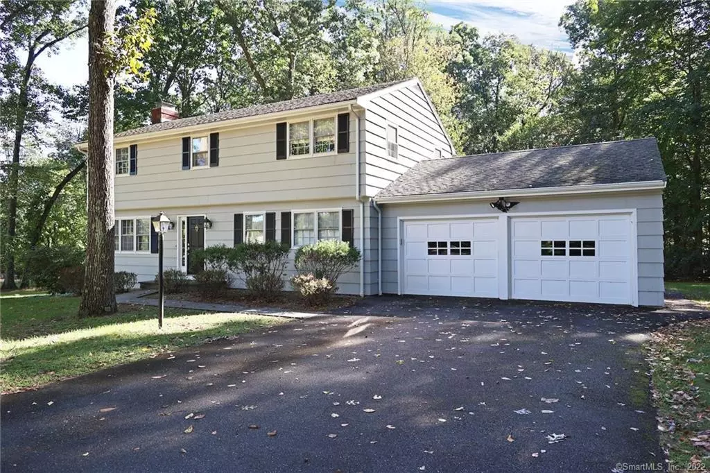 Trumbull, CT 06611,51 Cardinal Circle