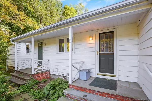 9 Sugar Street, Newtown, CT 06470
