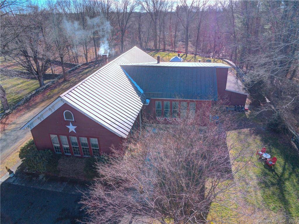 35 Hartford Road, Brooklyn, CT 06234