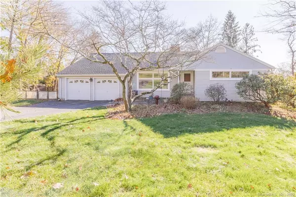 25 Greenfield Drive, Trumbull, CT 06611