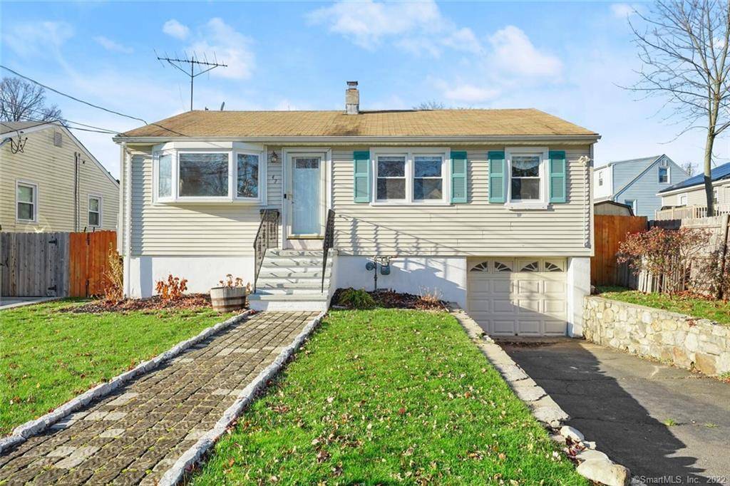 47 Ivy Place, Norwalk, CT 06854