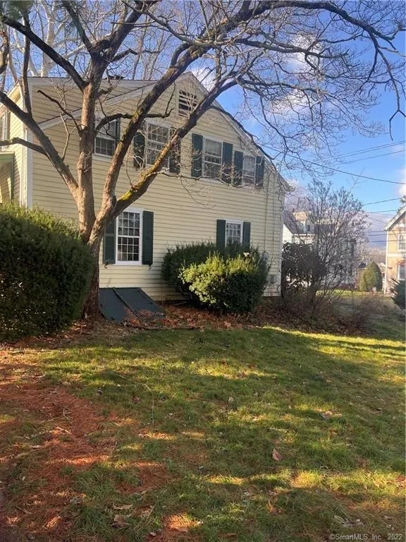 Meriden, CT 06450,281 Wall Street