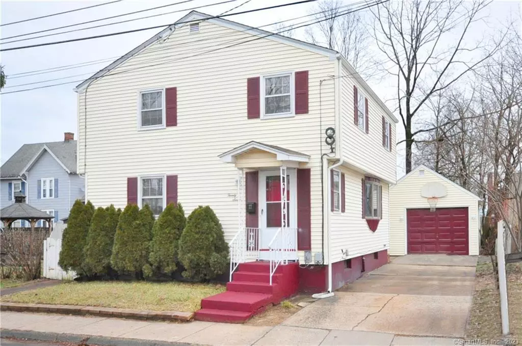 Windsor Locks, CT 06096,27 Chestnut Street