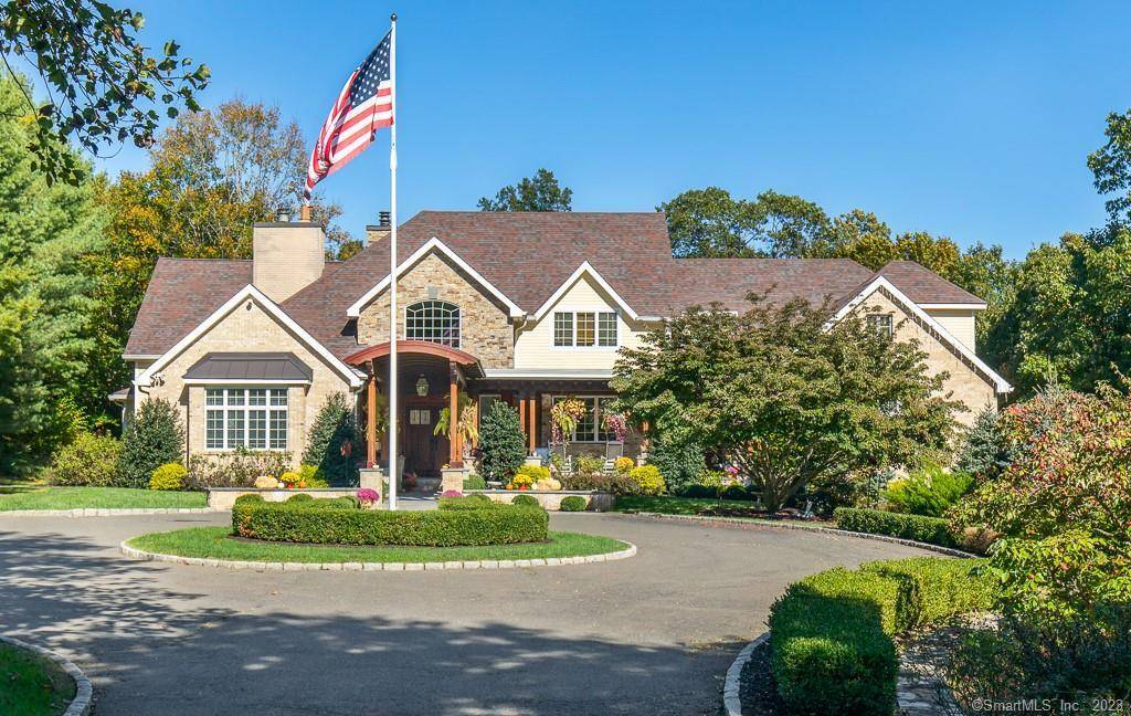 12 Old Country Road, Woodbridge, CT 06525