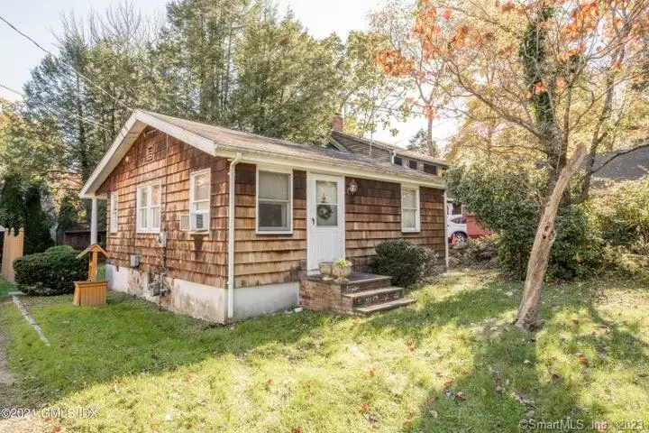 9 Maple Street, Greenwich, CT 06807