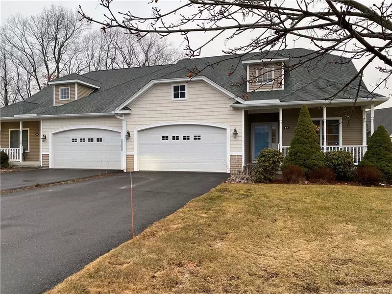 17 Hunters Ridge #17, Granby, CT 06035