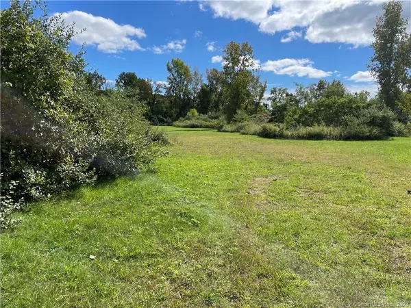 North Haven, CT 06473,71 Leonardo Drive