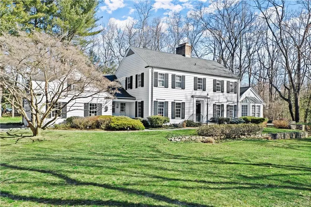 New Canaan, CT 06840,36 Sunset Hill Road