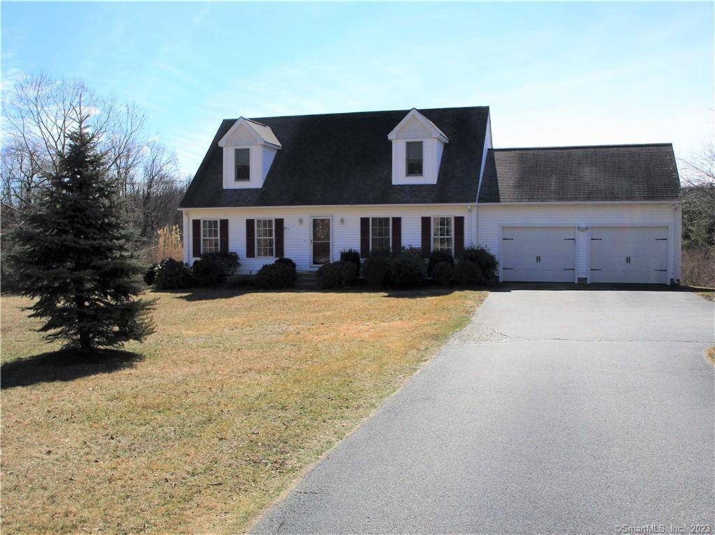 872 Norwich Avenue, Colchester, CT 06415