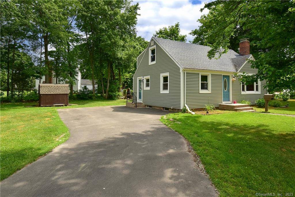 82 Rood Avenue, Windsor, CT 06095