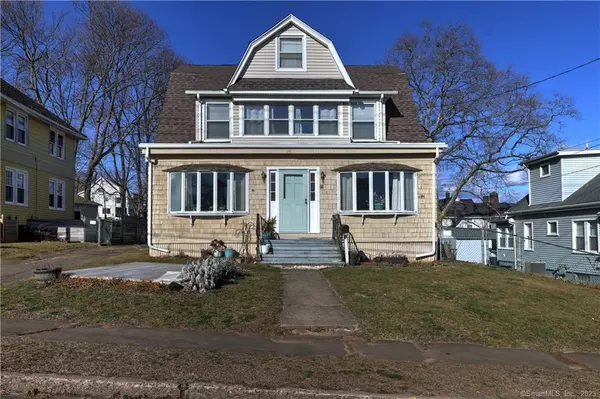 West Haven, CT 06516,11 Seaview Avenue