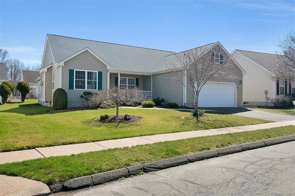 54 Rolling Green, Middletown, CT 06457