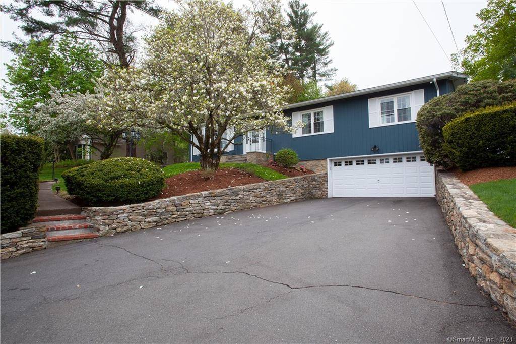 575 Mountain Road, West Hartford, CT 06117