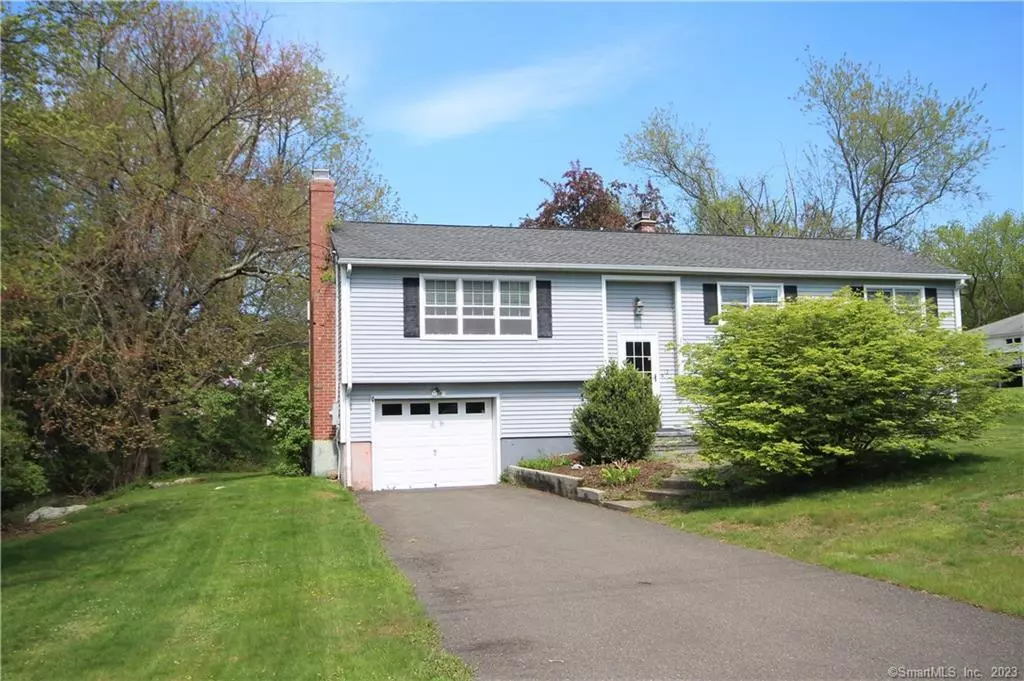 Wolcott, CT 06716,12 Patricia Lane