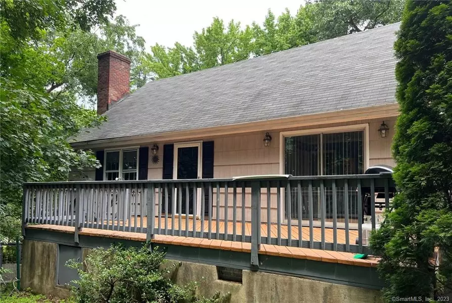 88 Loughlin Avenue, Greenwich, CT 06807