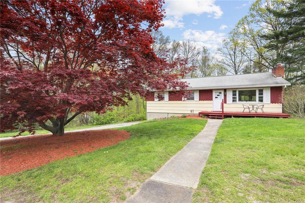 Danbury, CT 06811,4 Mohawk Circle