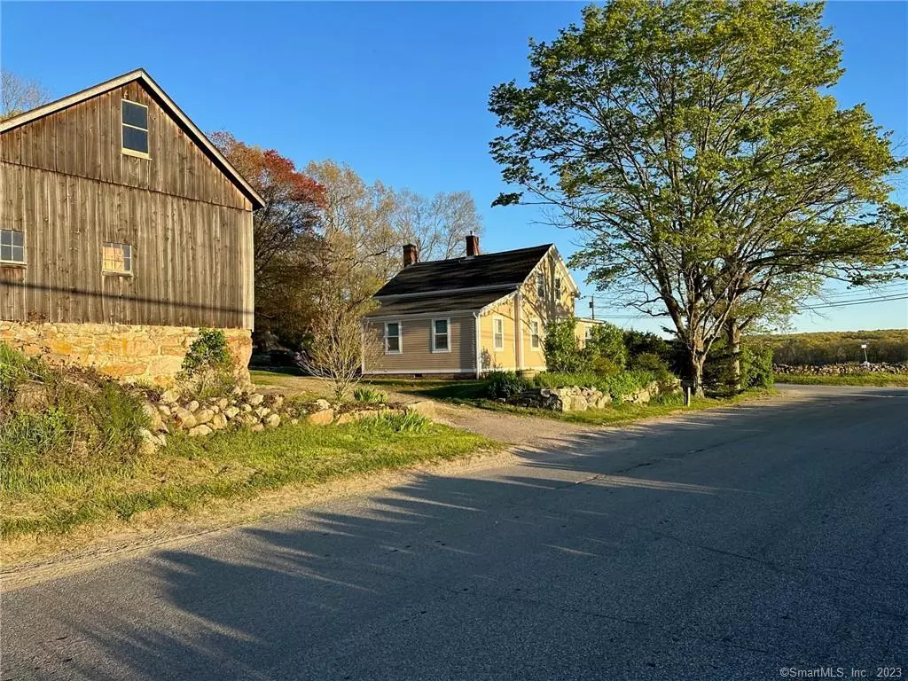 North Stonington, CT 06359,243 Boombridge Road