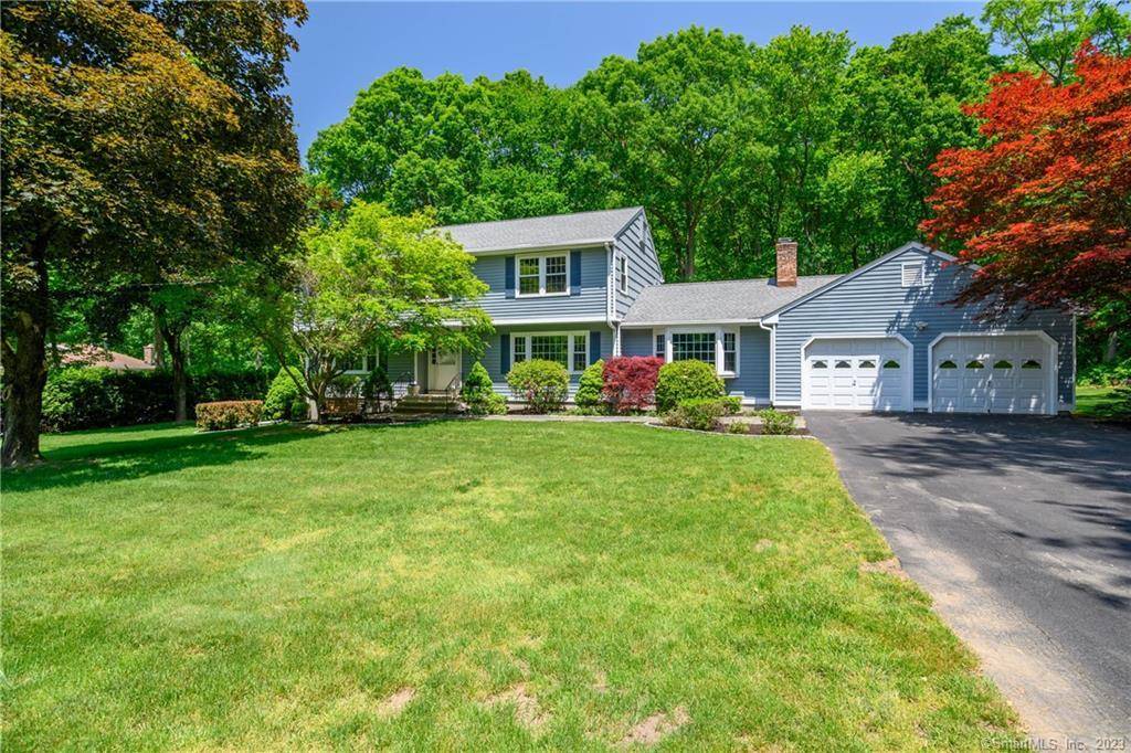 16 Danube Drive, Trumbull, CT 06611