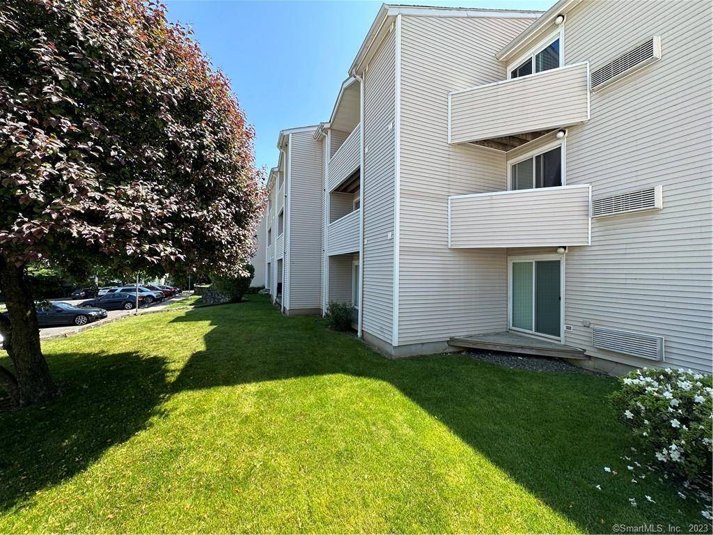 163 South Street #3, Danbury, CT 06810