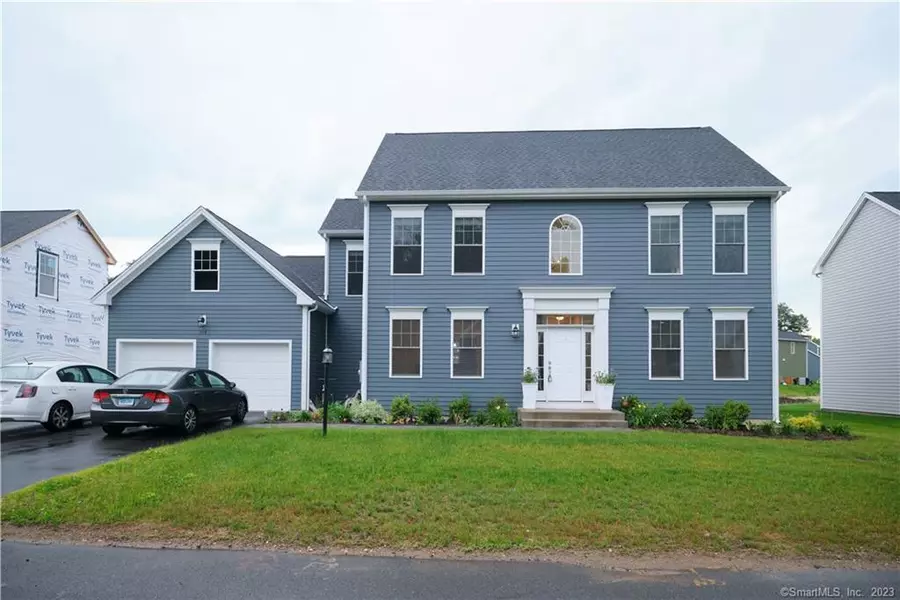 105 Cambridge Court #105, Simsbury, CT 06070