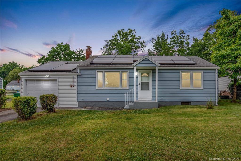 94 Pershing Street, Bloomfield, CT 06002