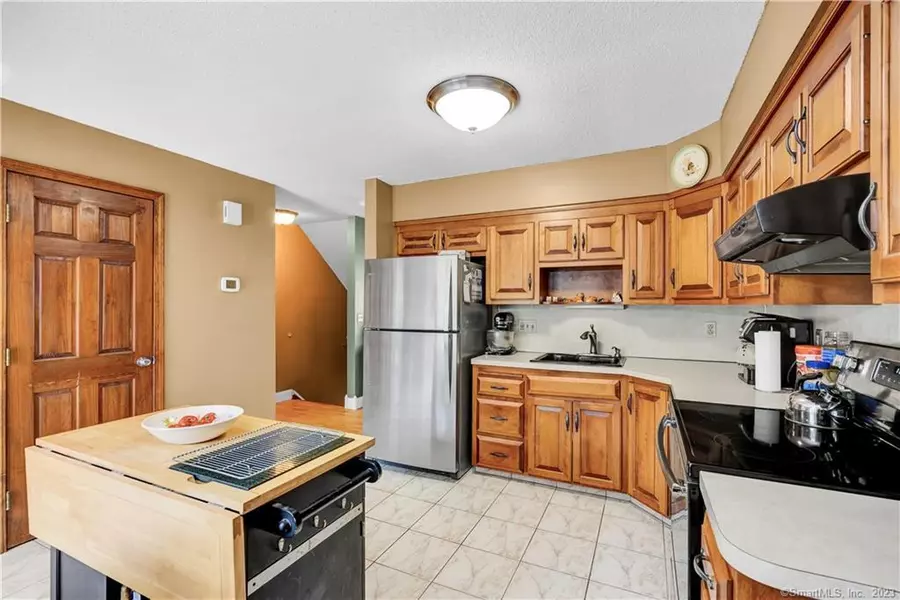 30 Sheila Court #7, Bristol, CT 06010