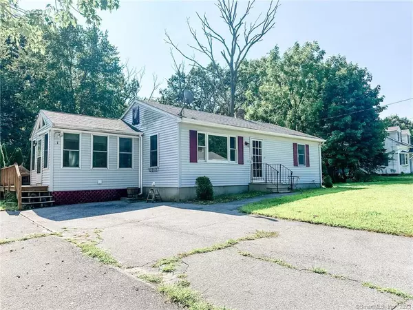 20 Champagne Street, Plainfield, CT 06354