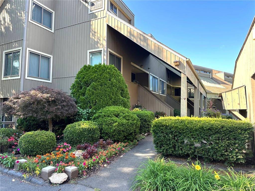 16 Pine Orchard Road #4, Branford, CT 06405