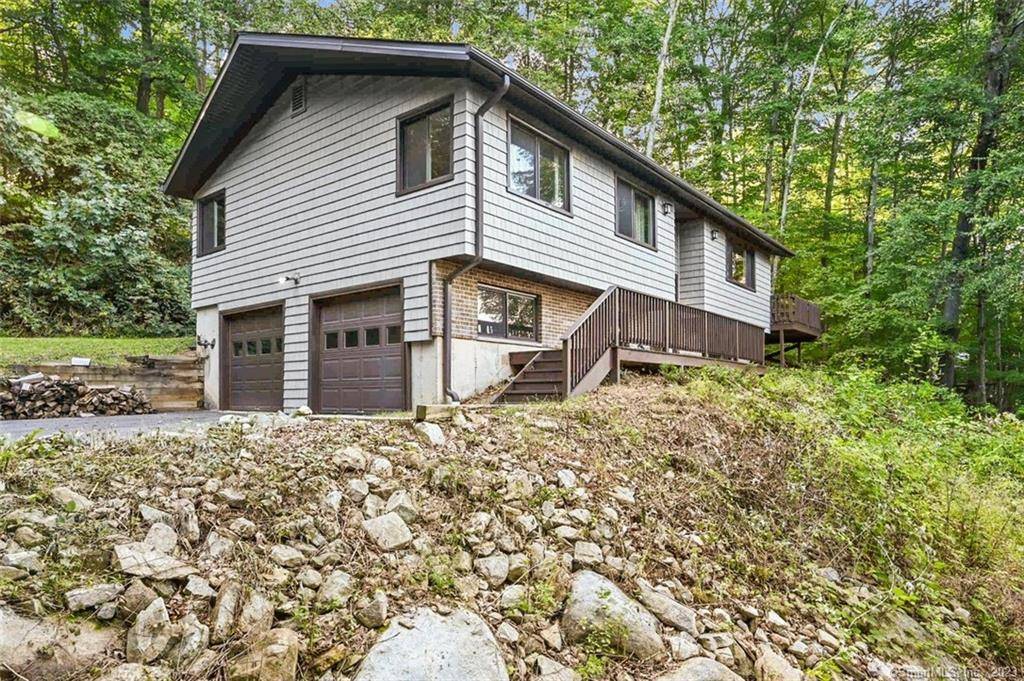 41 Elbow Hill Road, Brookfield, CT 06804