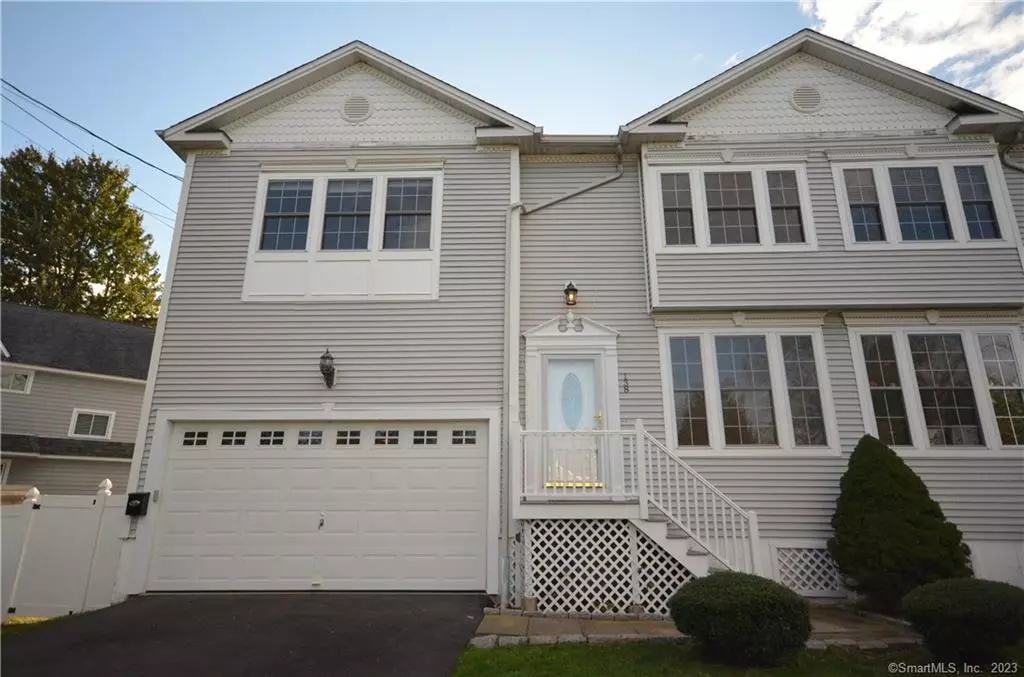 Fairfield, CT 06824,138 Mona Terrace