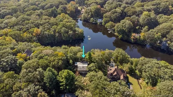 43 East Shore Drive, Clinton, CT 06413