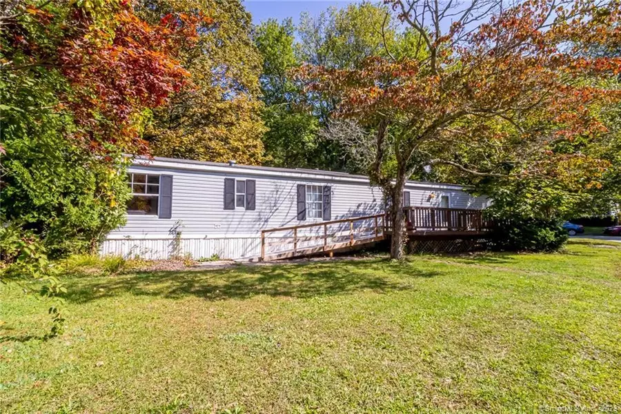 932 Long Cove Road #3, Ledyard, CT 06335