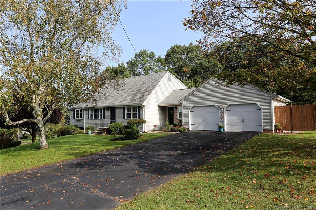 20 School Brook Lane, Vernon, CT 06066