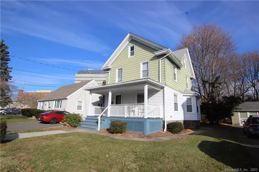 15 Crane Street, Danbury, CT 06810