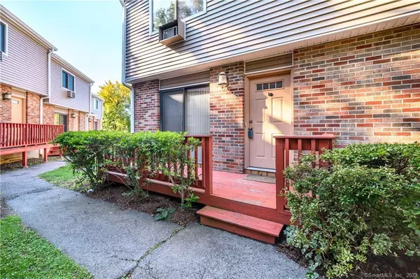 80 Lawn Avenue #1, Stamford, CT 06902
