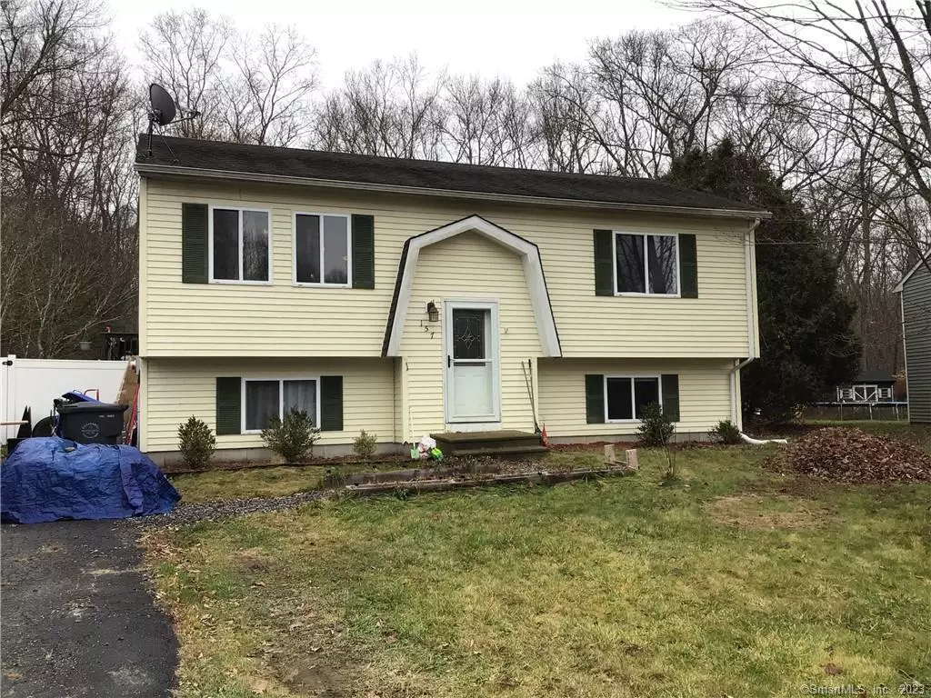 Plainfield, CT 06374,157 Colonial Road