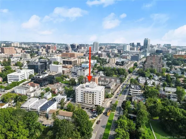 1633 Washington Boulevard #5C, Stamford, CT 06902