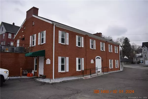 Waterbury, CT 06708,1127 West Main Street