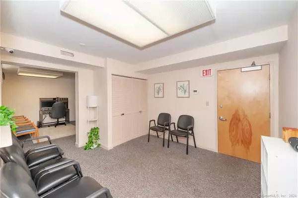 Groton, CT 06340,495 Gold Star Highway #300