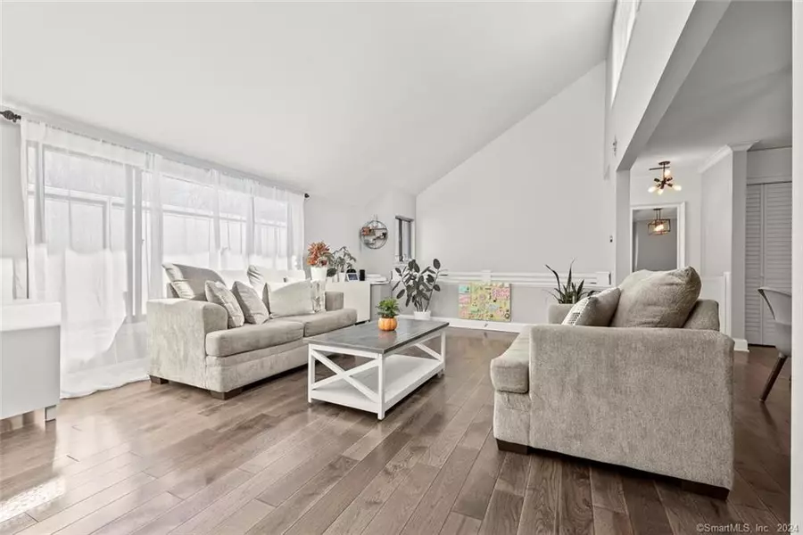 8 Outpost Lane #8, Ridgefield, CT 06877