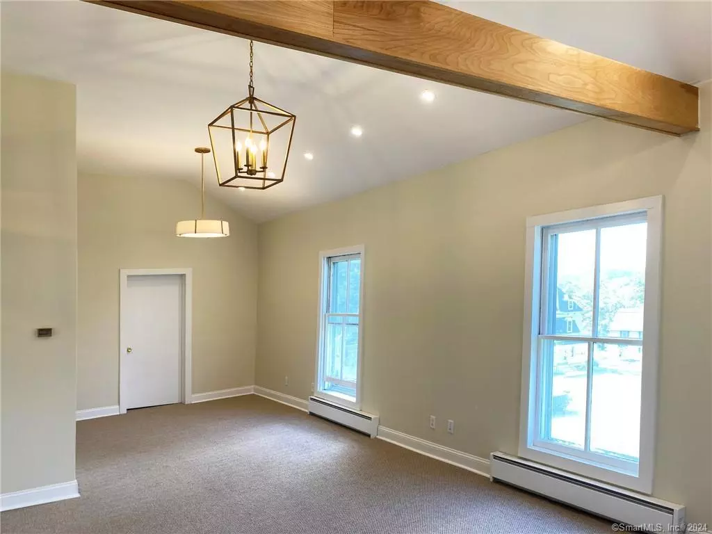 Sharon, CT 06069,6 New Street #2nd Fl