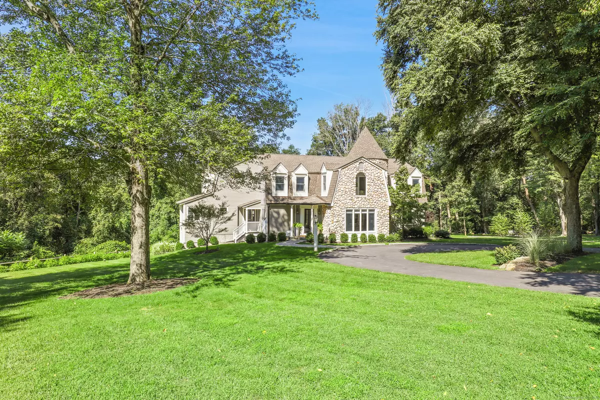 Ridgefield, CT 06877,17 Titicus Court