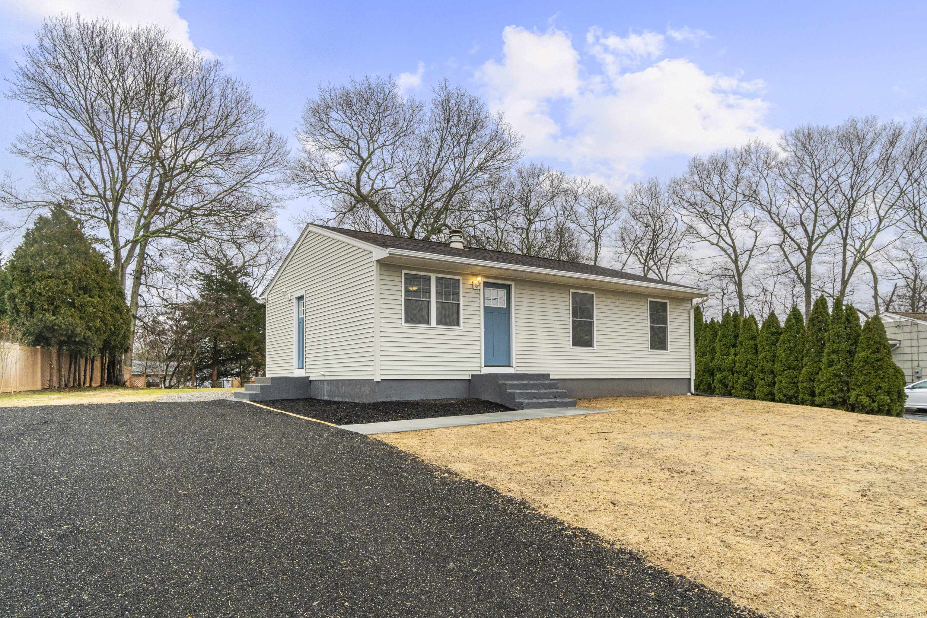 54 Oslo Street, Groton, CT 06355