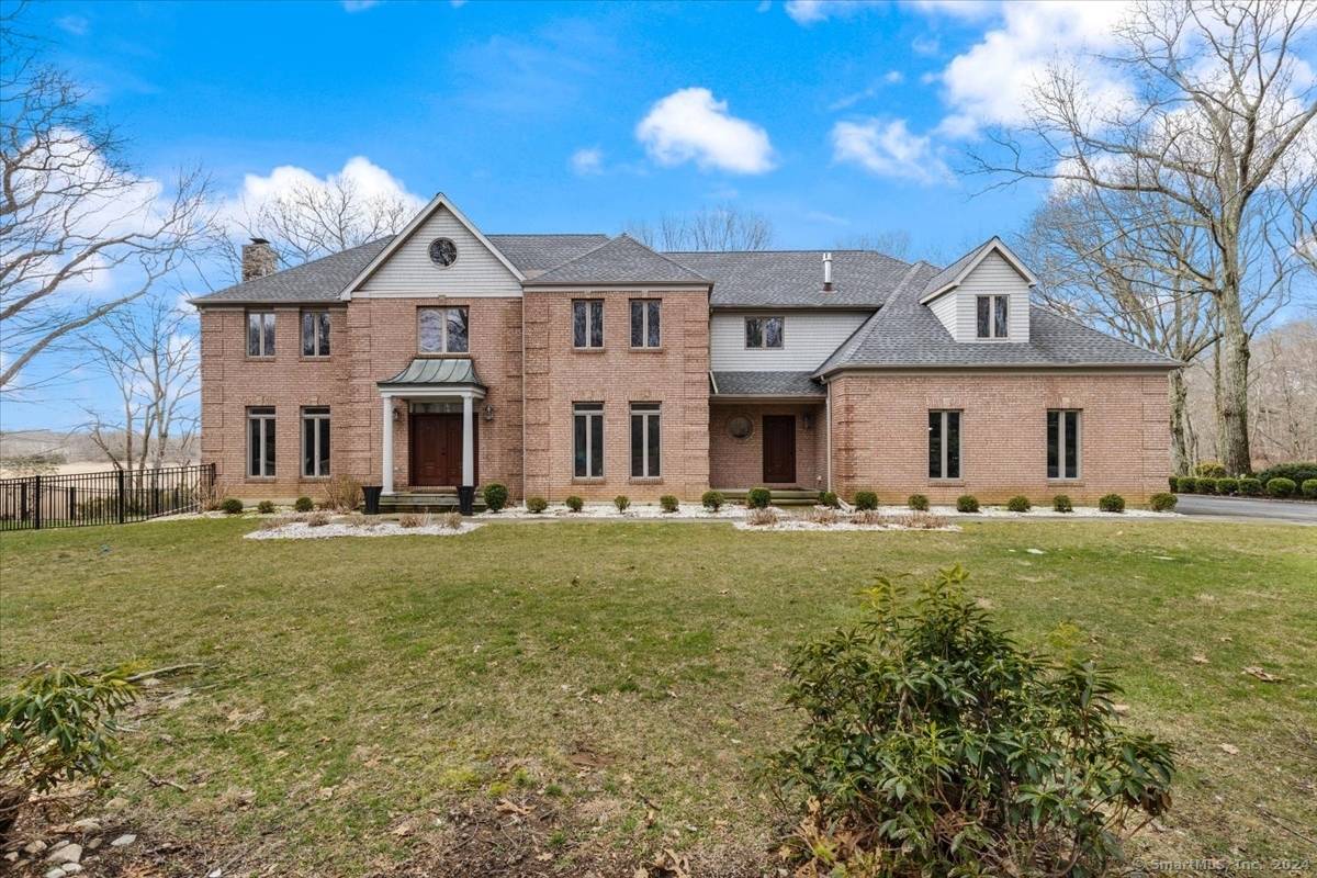 7 Clarks Lane,  Old Lyme,  CT 06371