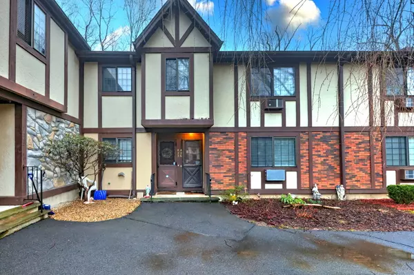 426 Swanson Crescent #426, Milford, CT 06461