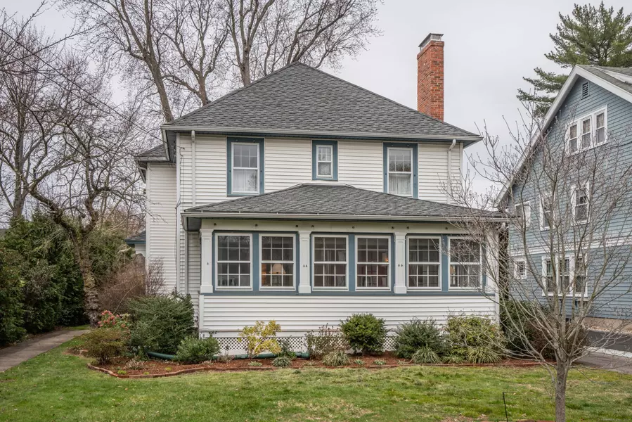 75 Quaker Lane North, West Hartford, CT 06119
